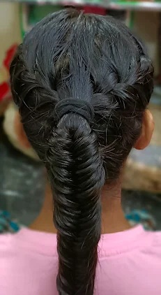 Ponytails, buns and fringes